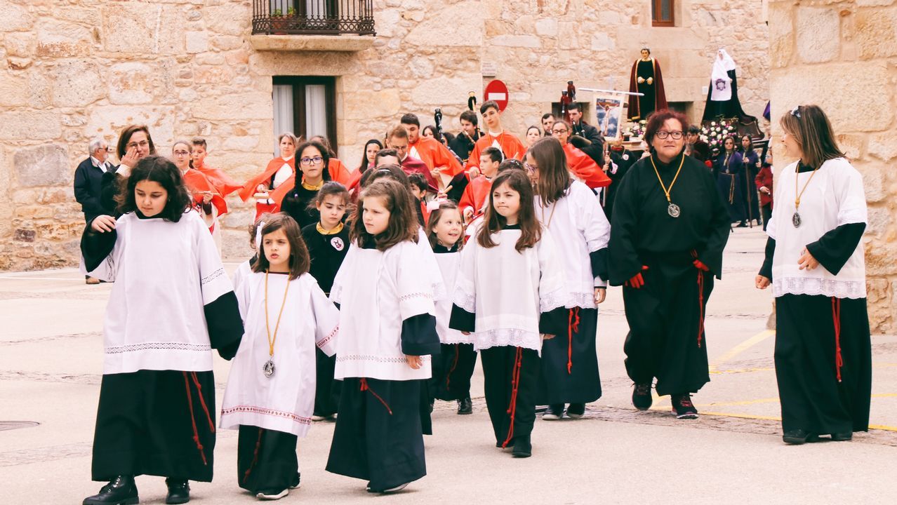 Viernes Santo en la comarca del Barbanza 2019