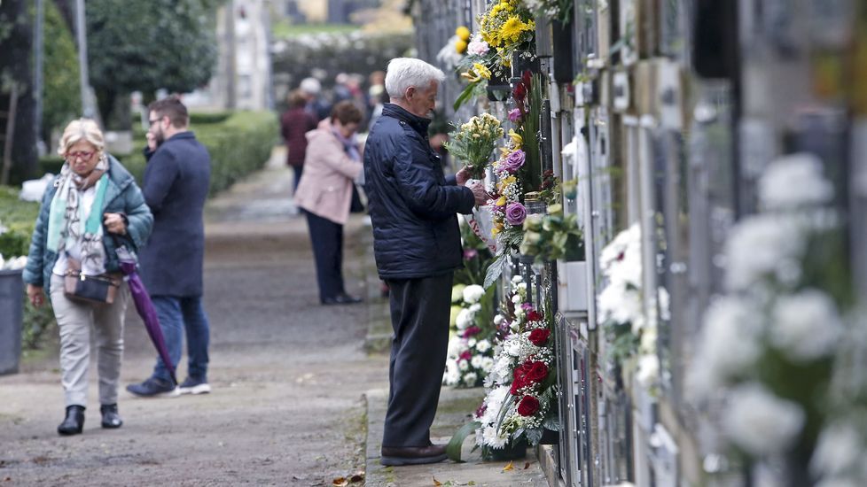 Día de Difuntos en el cementerio de San Mauro