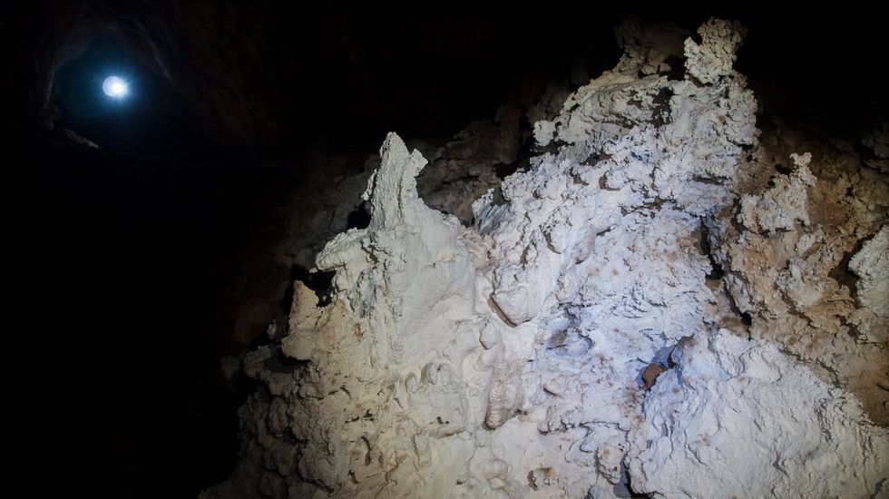 Una formación calcárea que se creó debajo del agua, en una zona que antes estuvo sumergida
