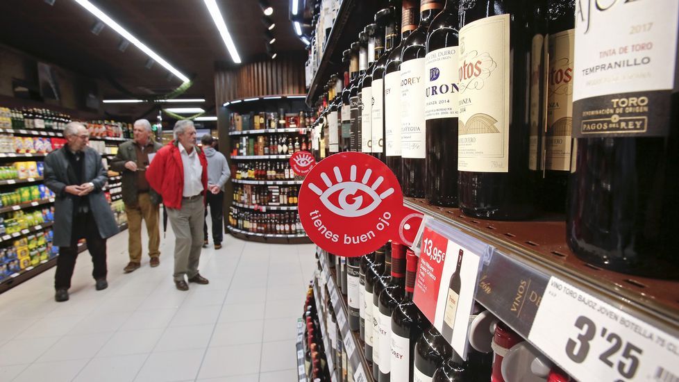Supermercado Gadis en la calle Oliva