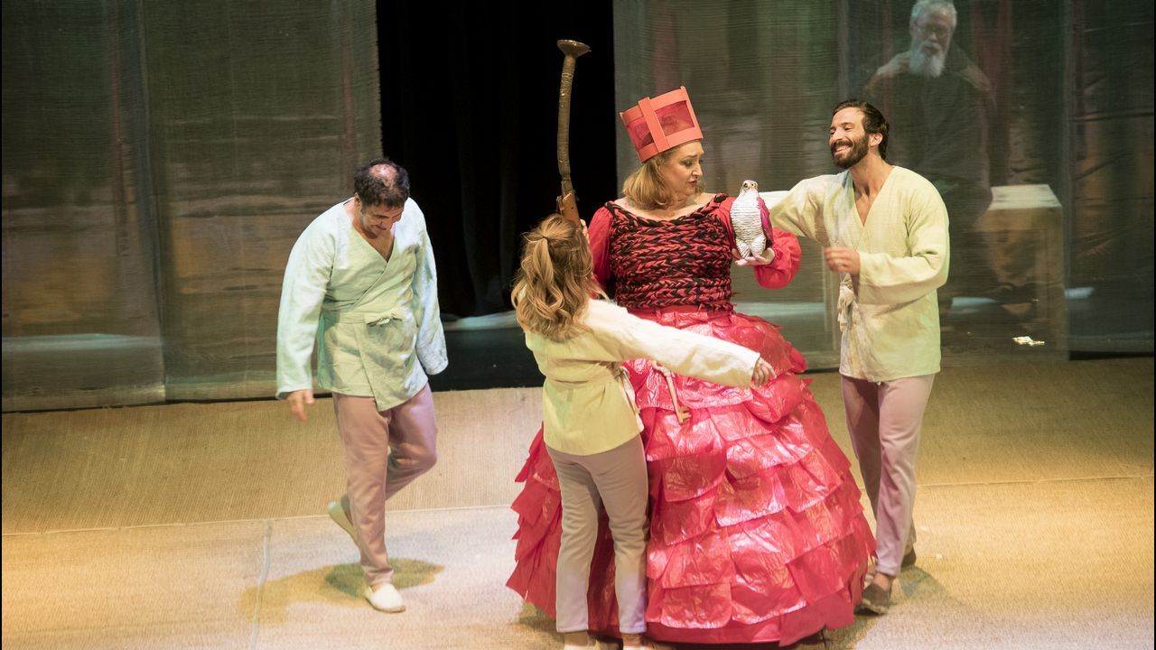 «A cabeza do dragón», de Producións Teatrais Excéntricas, con Quico Cadaval