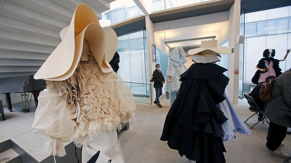 Exposición Debut de los alumnos de Esdemga en el Museo de Pontevedra