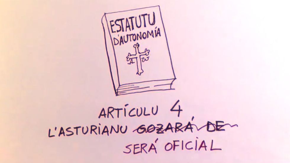 Oficialidad del asturiano.Un grupo de pasajeros consulta los vuelos en el Aeropuerto de Asturias