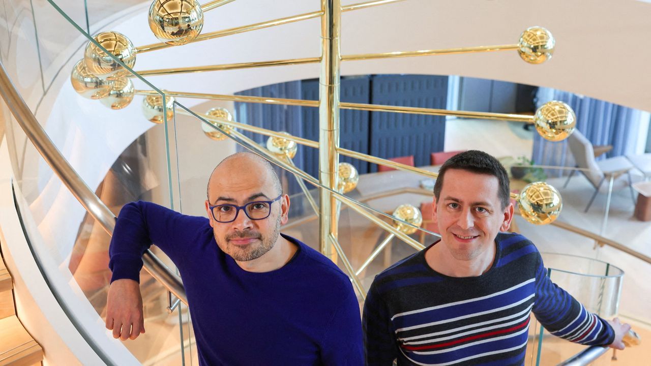 Demis Hassabis y John Jumper, los creadores de la IA que predice la estructura de las prote�nas que gan� el Nobel