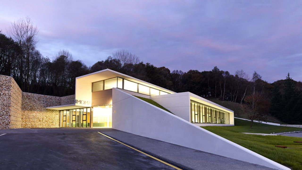 Edificio en el que se ubica el Instituto de Medicina Oncol�gica y Molercular de Asturias (IMOMA)
