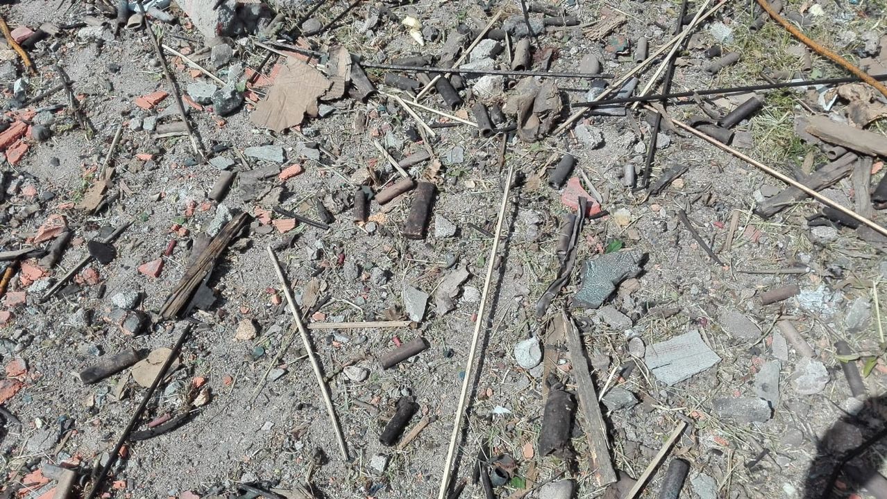 El diá después a la explosión mortal en Tui