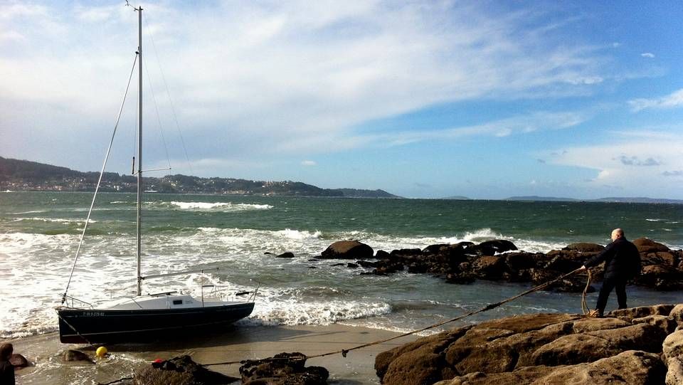 Carballo XXL.Temporal en la playa de A Frouxeira, en Valdoviño