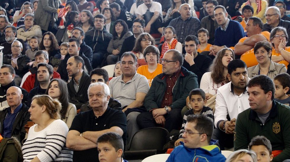 Afición del Basquet Coruña-Melilla, segundo partido de los play off por el ascenso a la Liga ACB