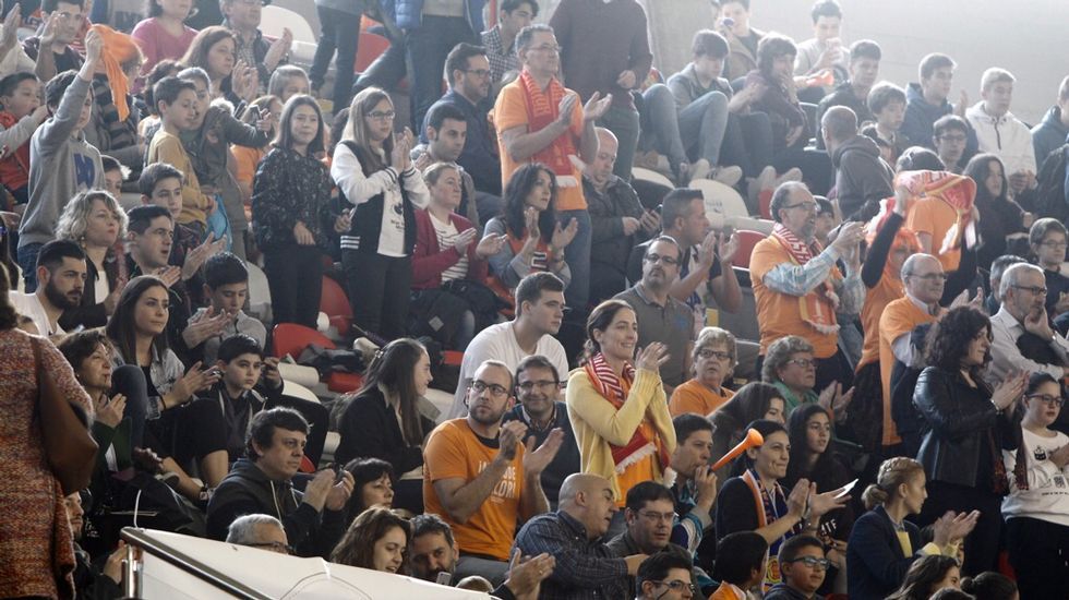 Afición del Basquet Coruña-Melilla, segundo partido de los play off por el ascenso a la Liga ACB