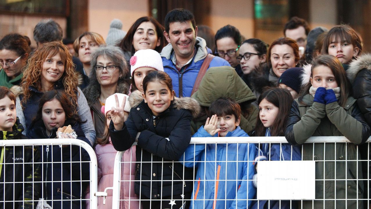 Los niños, esperando a los Reyes en Santiago