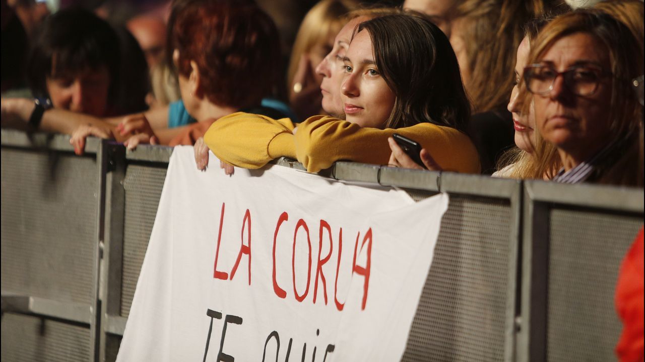 Miguel Bosé reventó la plaza de María Pita