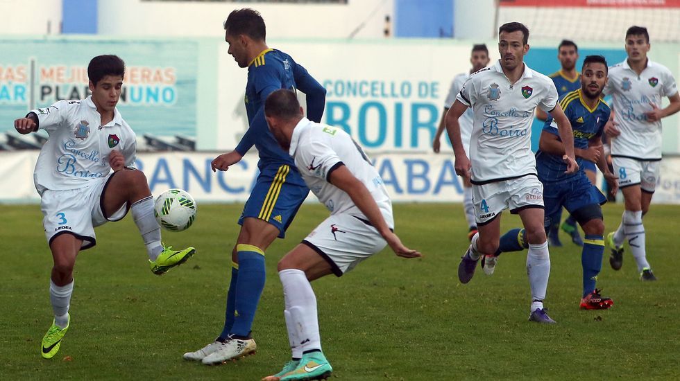 Partido de fútbol Segunda B entre Boiro y Celta B