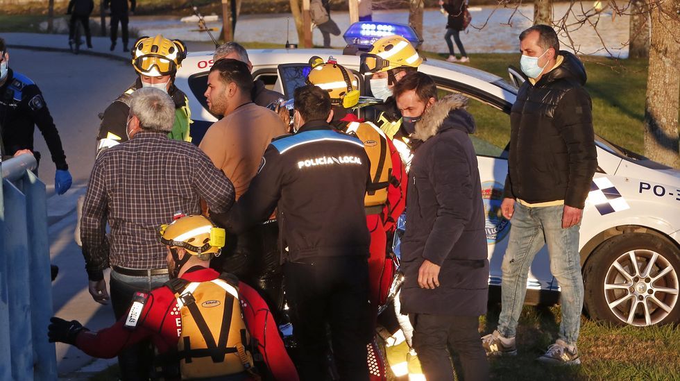 Se tira al Lerez para escapar de la policía