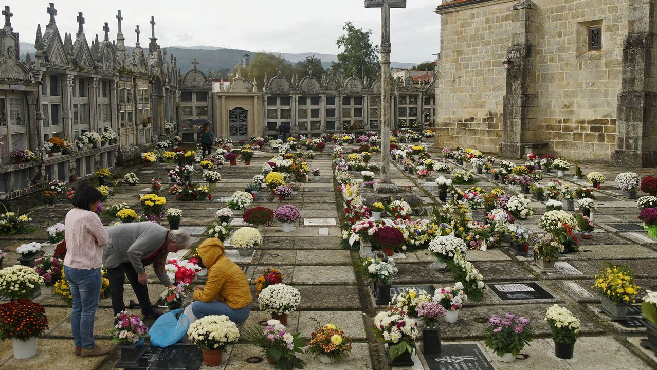 Cementerios singulares de Ourense.Cementerio de Arnoia.