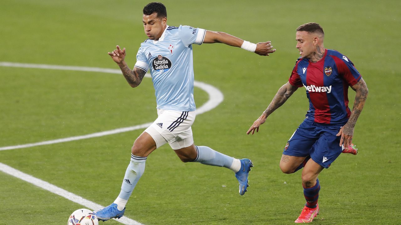 Tapia fue el primero en resentirse y verse obligado a dejar el partido