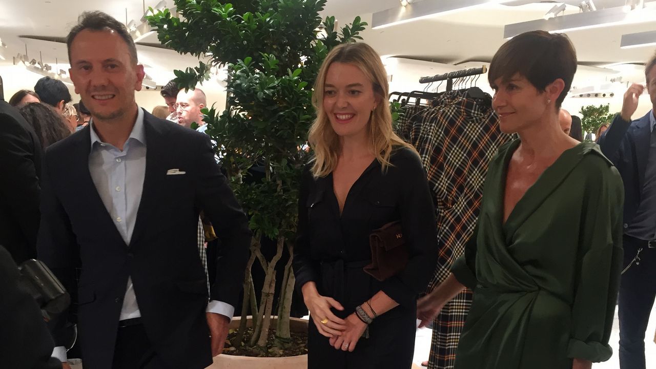 Marta Ortega con Beatriz Padin y Oscar Pérez Marcote