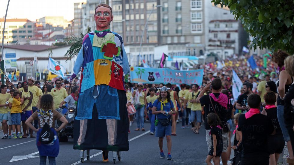 Desfile de peñas da Festa da Dorna 2016