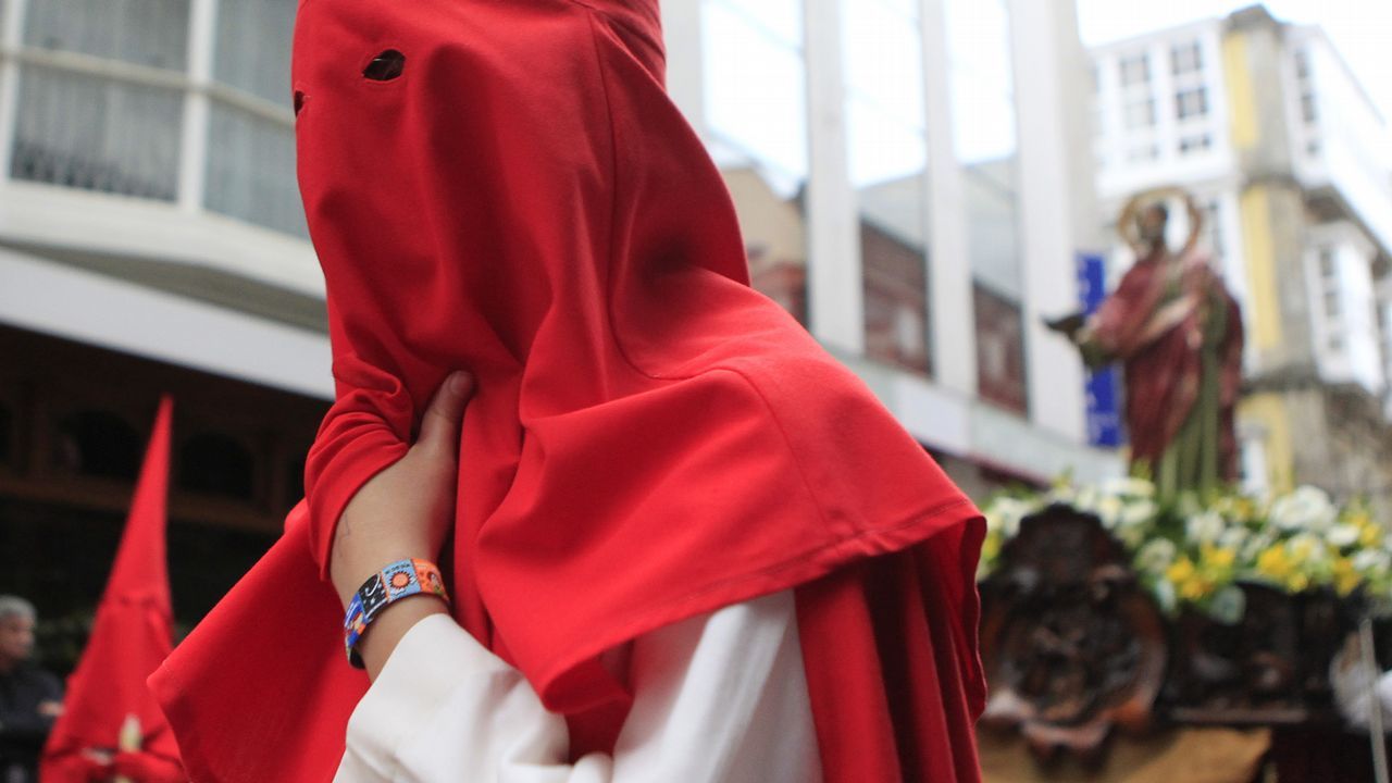 Lunes Santo | Procesión de Cristo Rey y la Virgen de la Amargura. Cofradía de Dolores