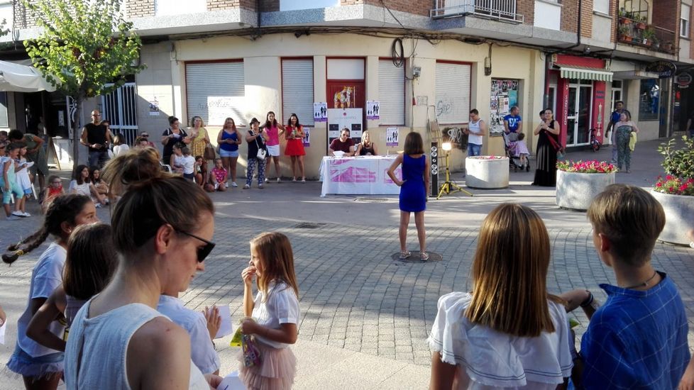 Cerca de 50 niños participaron en las pruebas para desfilar para el CCA de O Barco