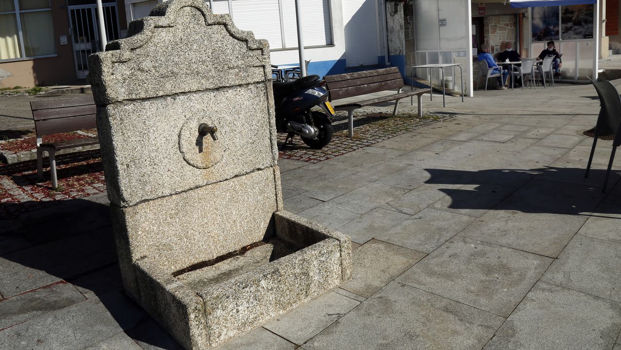 Fuente de Aguiño