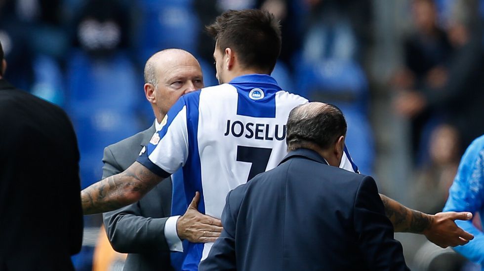 Pedro Mosquera celebra el gol que le dio la tranquilidad al Deportivo