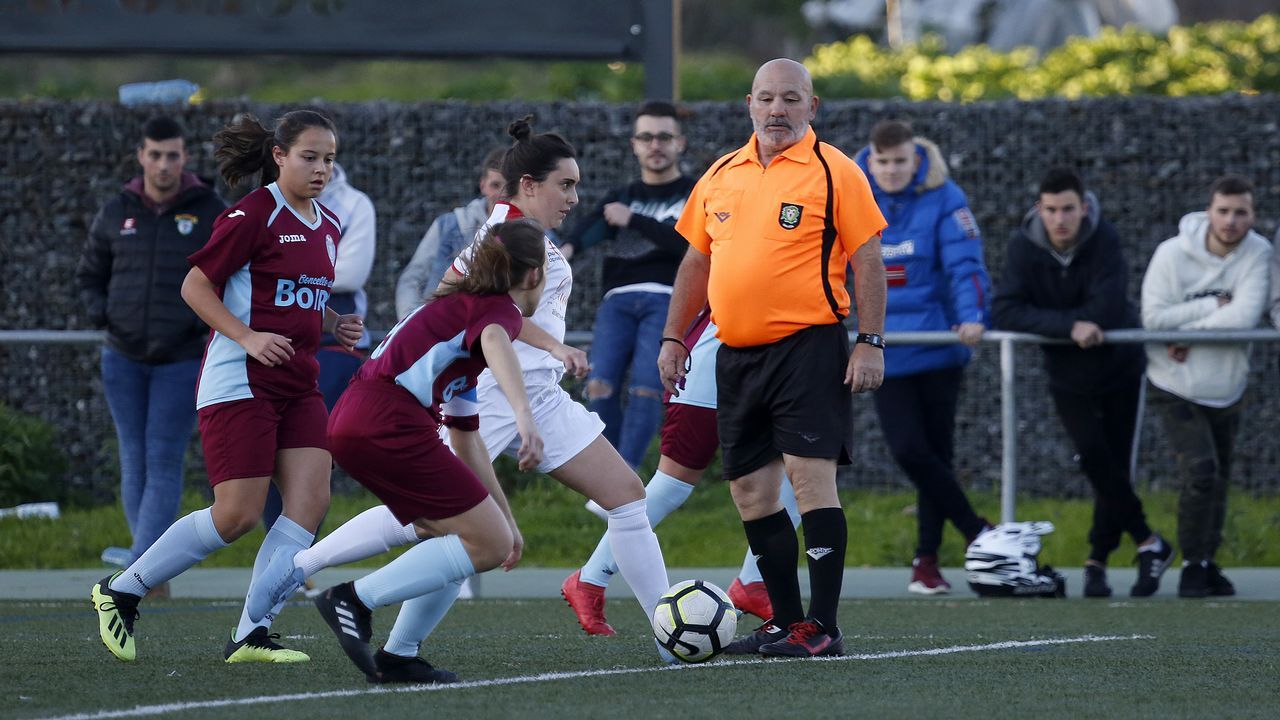 Primera torneo Vila de Noia de Fútbol femenino. Partido entre Noia y EFM Boiro