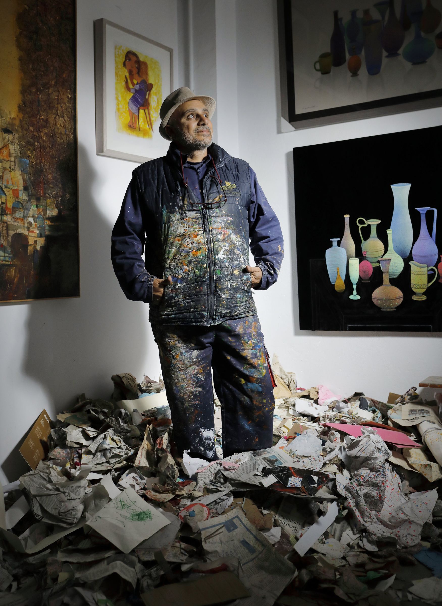 O pintor de orixe sirio Ali Ali, no seu taller en A Corua. 25/07/2024