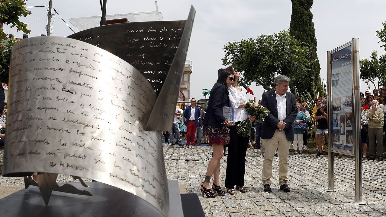 ACTO DEL HOMENAJE A PLACIDO BETANZOS EN EL QUE BAUTIZO´CON SU NOMBRE EL PASEO MARITIMO DE PALMEIRA