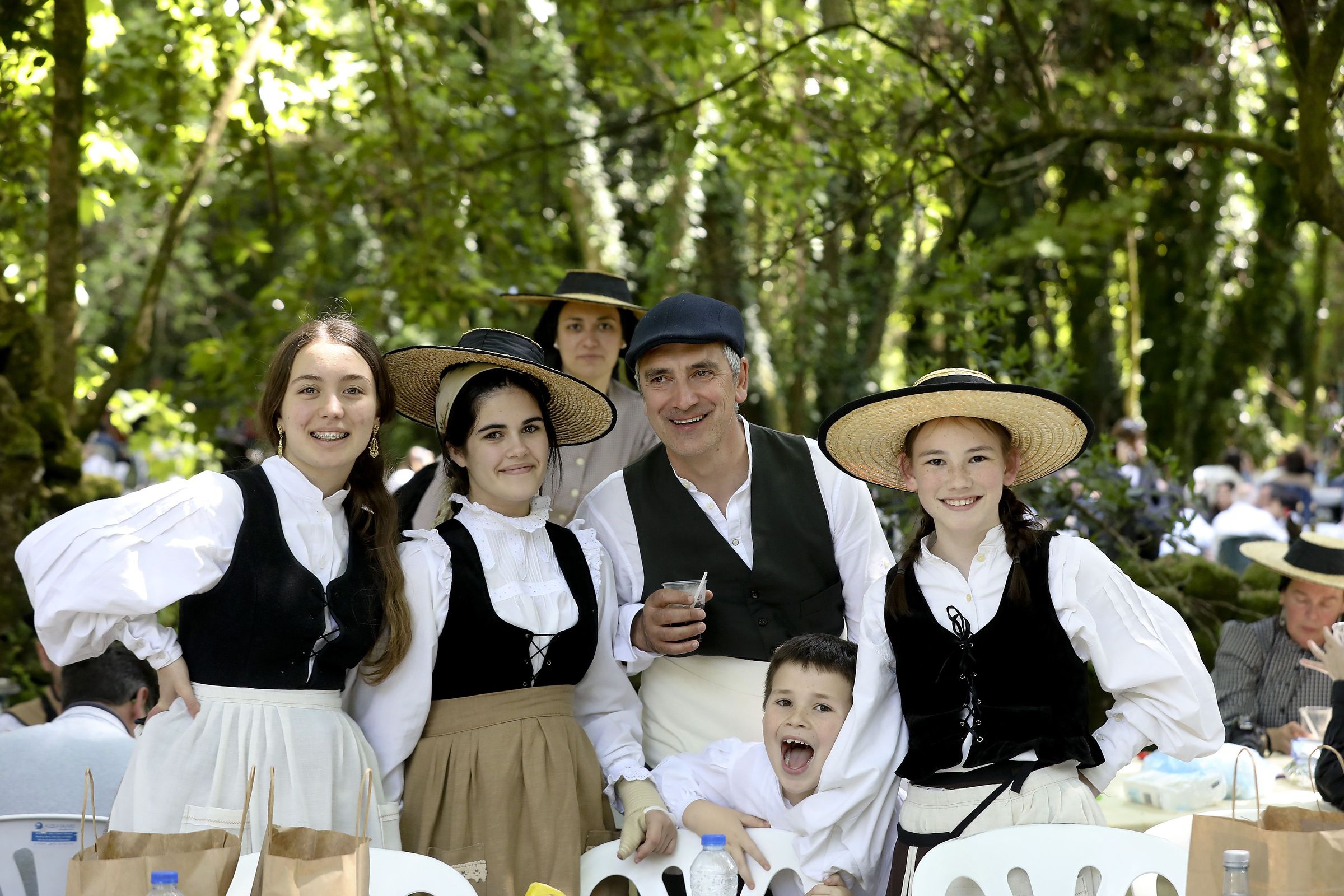Foto de familia na romer�a, O Banquete de Conxo. 14/05/2023