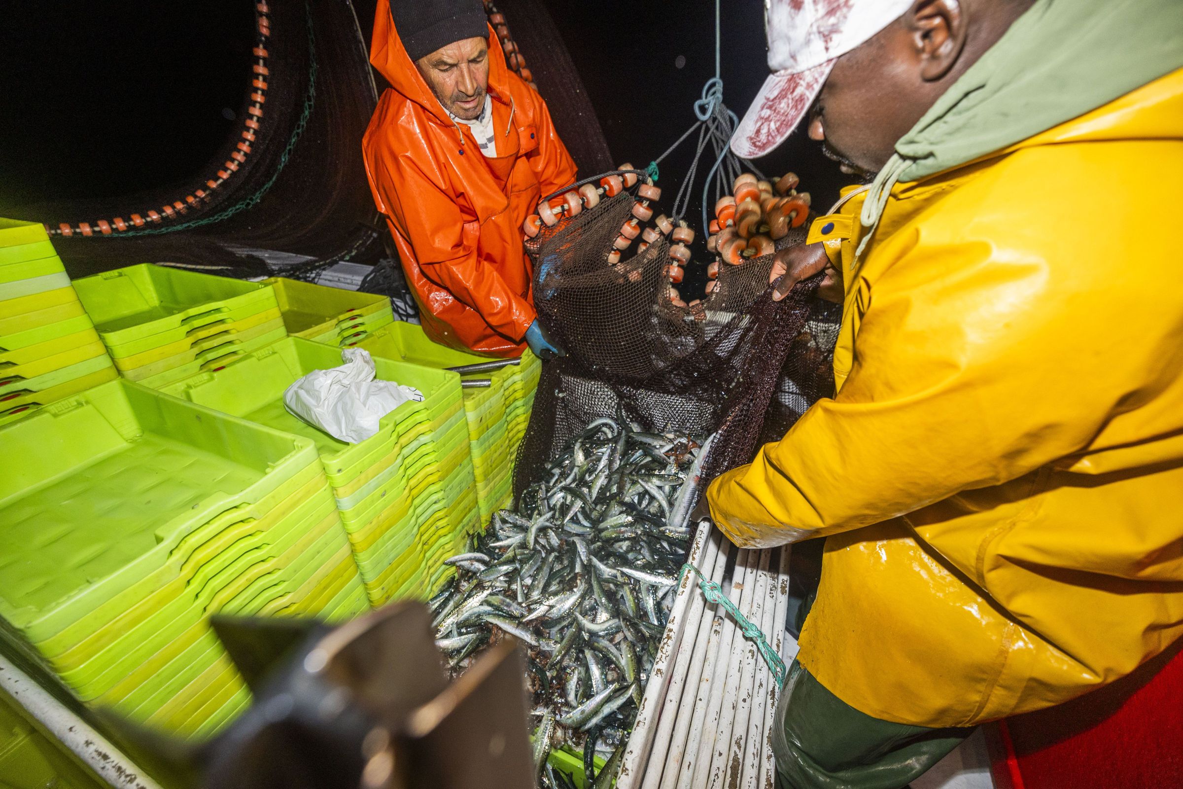 Samos a navegar no Nova Gabeira, de Laxe, para documentar a ltima xornada de pesca antes da noite de San Xoan. 21/06/2024