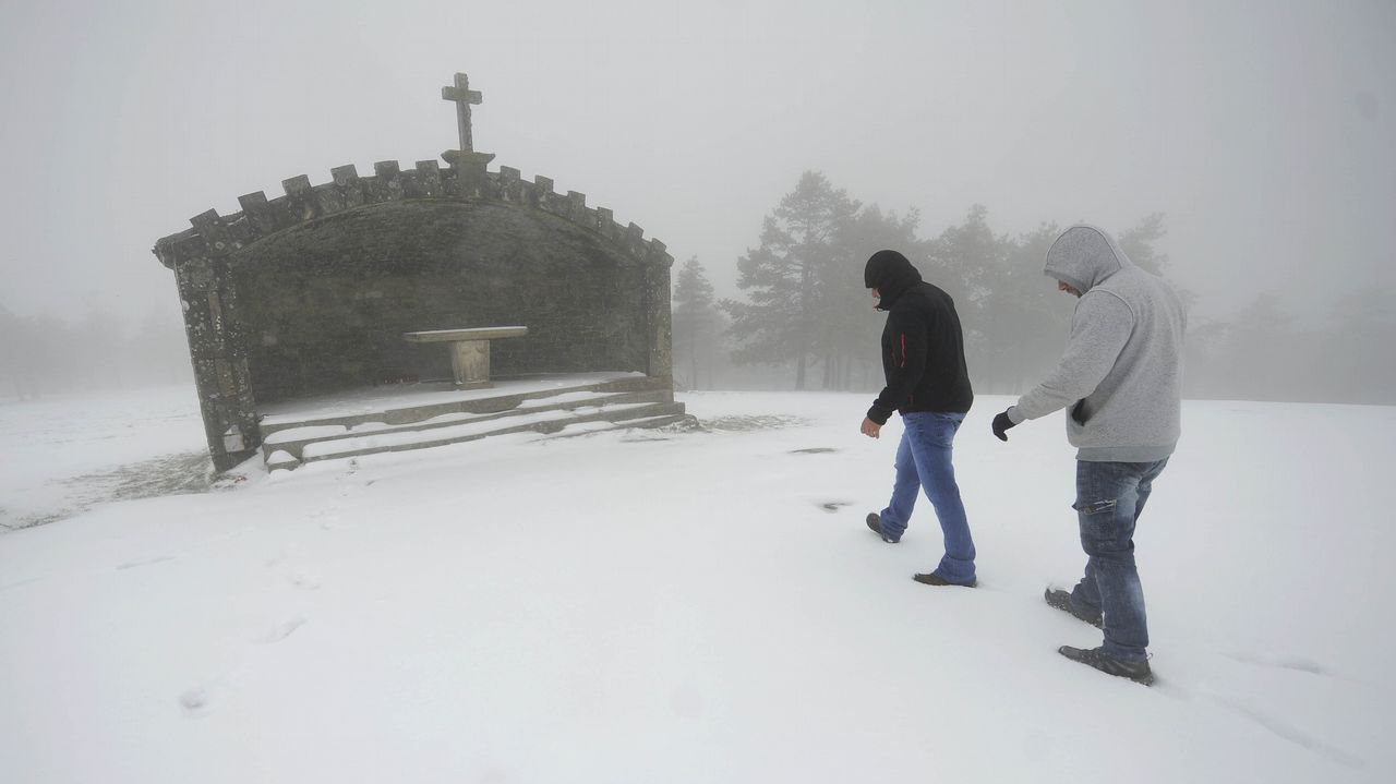 Nieve en Rodeiro Monte Faro