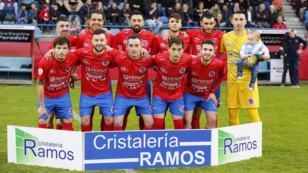 Ambiente de gala en el derbi del fútbol ourensano.La pugna entre la UD Ourense y el Ourense CF fue toda una fiesta del balompié provincial