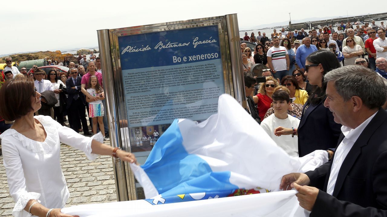 ACTO DEL HOMENAJE A PLACIDO BETANZOS EN EL QUE BAUTIZO´CON SU NOMBRE EL PASEO MARITIMO DE PALMEIRA