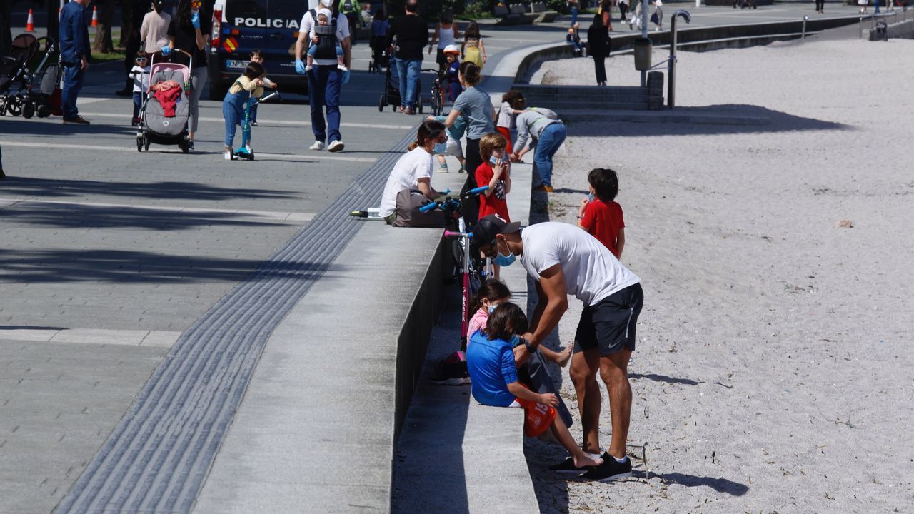 Disfrutando del paseo marítimo y de la playa en A Coruña