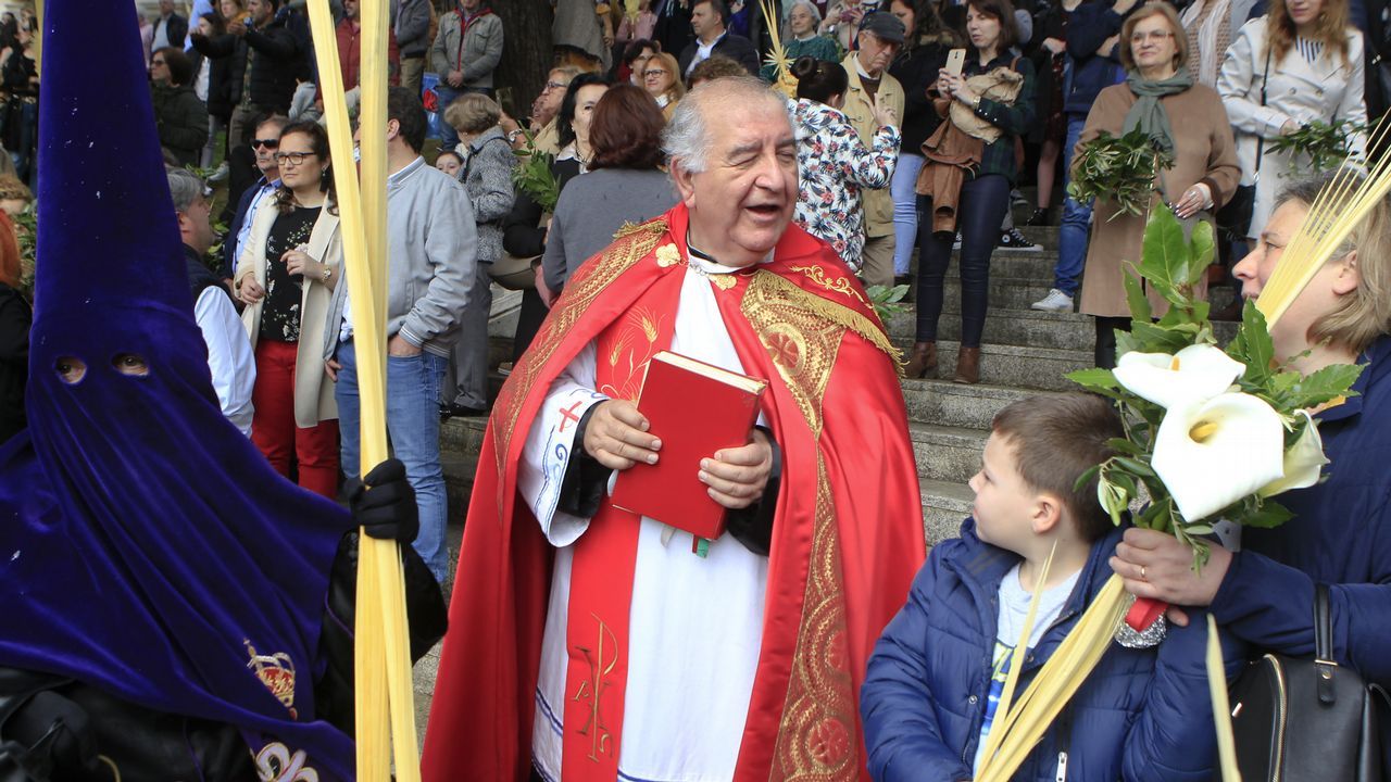 Lunes Santo | Procesión de Cristo Rey y la Virgen de la Amargura. Cofradía de Dolores