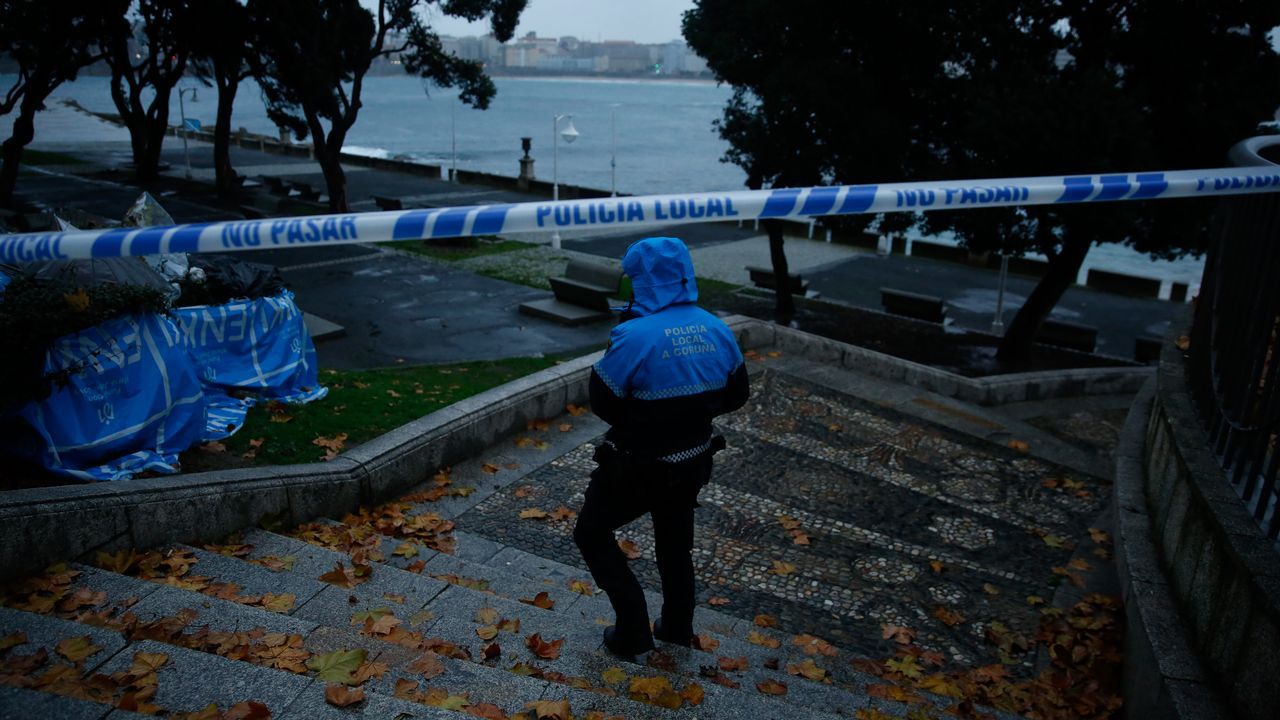 .Temporal Ana en A Coruña. Cerrado el paseo marítimo en Las Esclavas