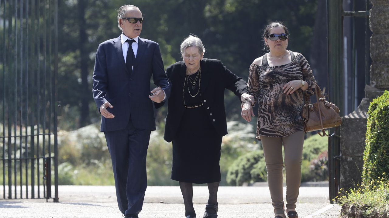 Ana Pastor, a su llegada al funeral de Albor
