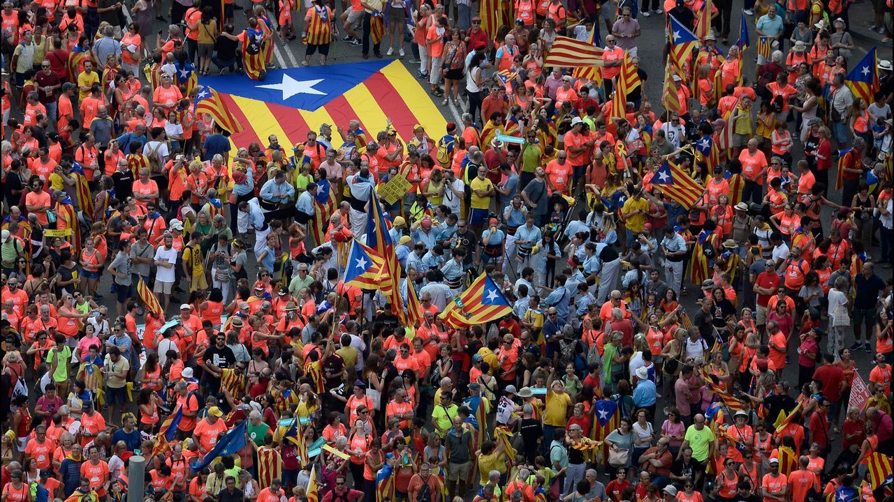 .Celebración de la Diada en las calles de Barcelona