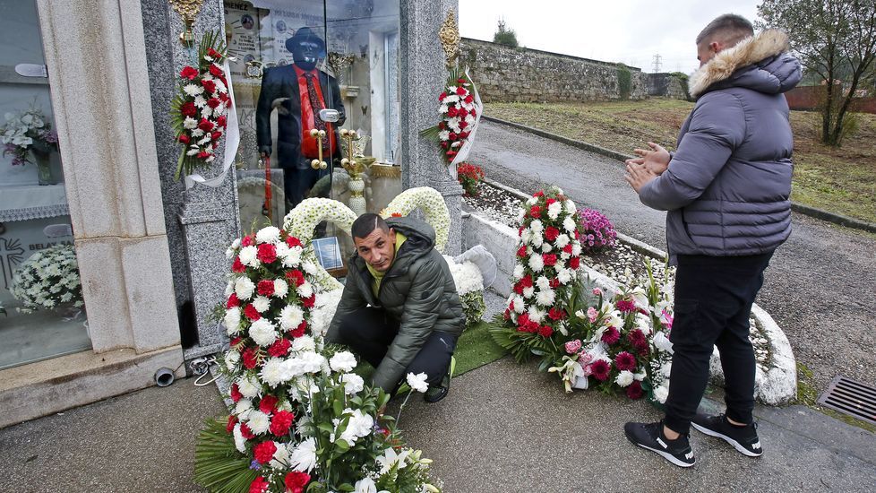 Día de Difuntos en el cementerio de San Mauro