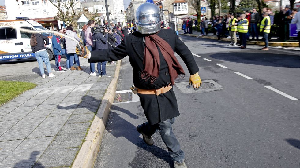 Desfile del Momo de Vilanova de Arousa