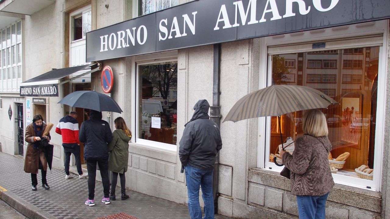 Pocos trabajadores en el Concello de Ferrol. Solo se atienden casos urgentes