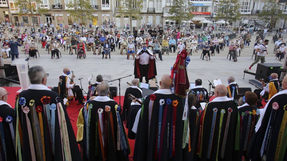 Las Pepitas se aplazaron este año hasta el mes de septiembre por la pandemia y la plaza acogió la actuación de las rondallas