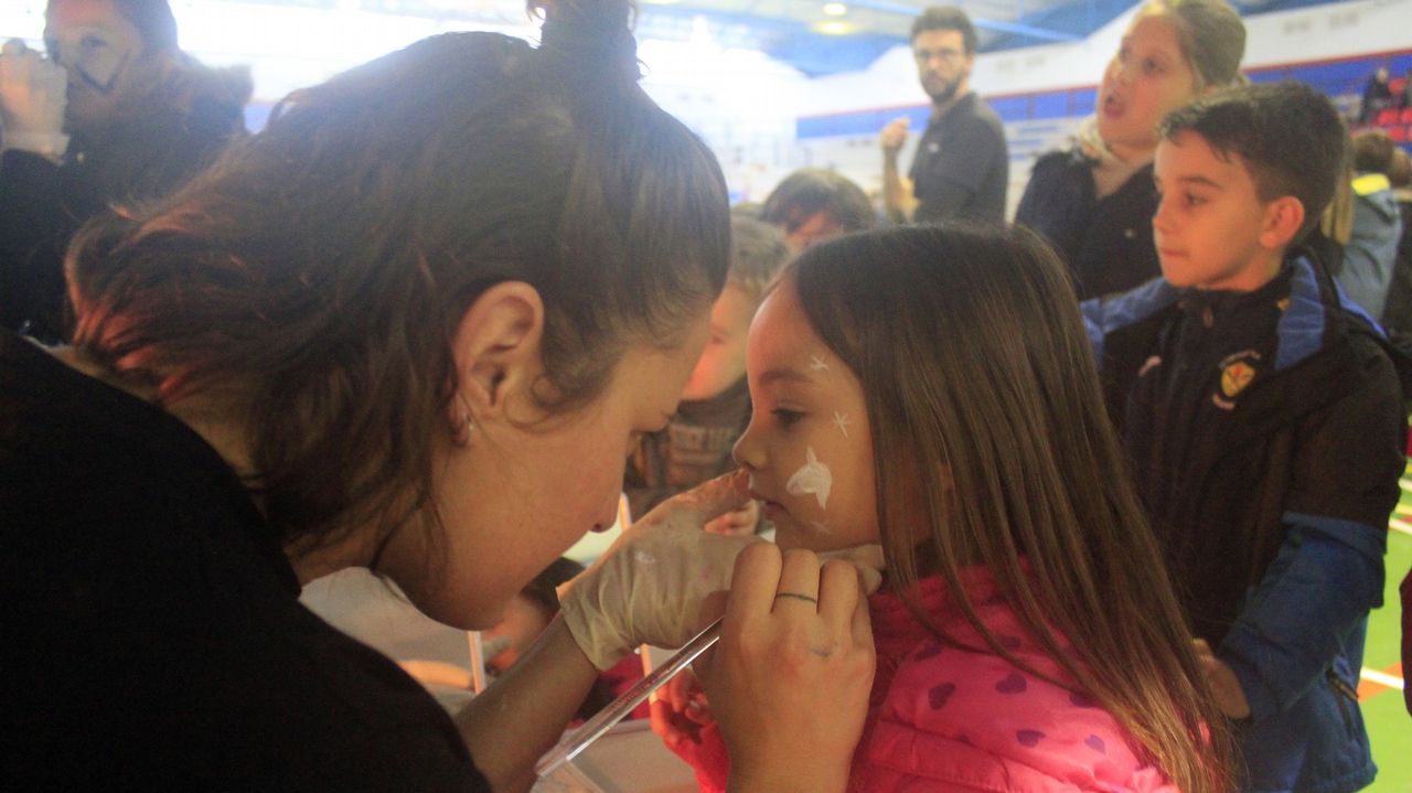 fiesta de la asociacion Amicos con motivo del día internacional de las personas con diversidad funcional