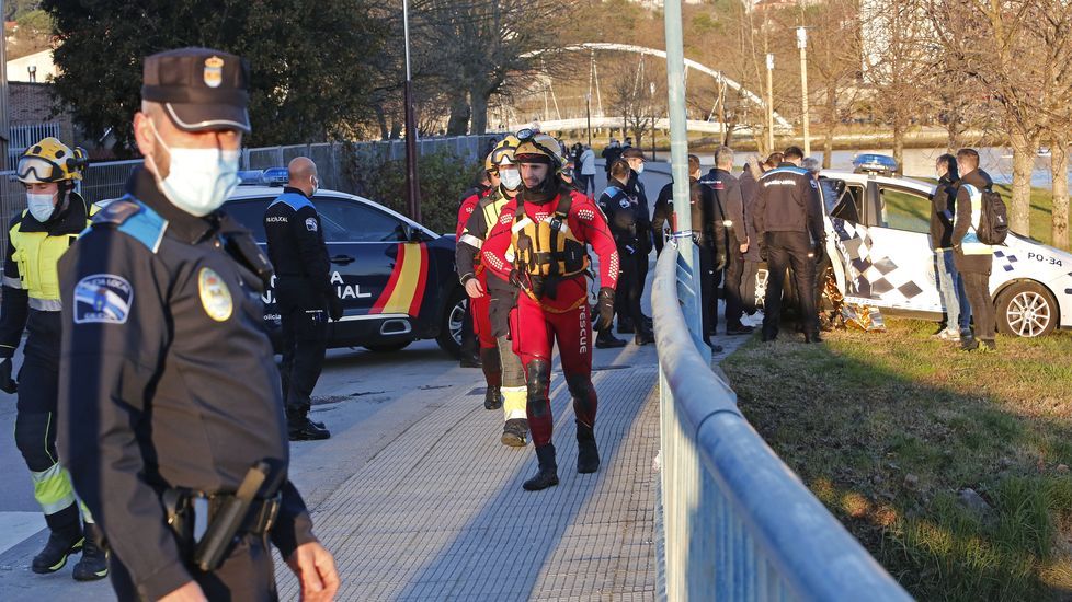 Se tira al Lerez para escapar de la policía