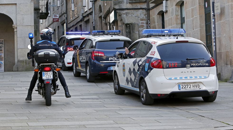La policía controla que se cumplan las normas Covid en las terrazas