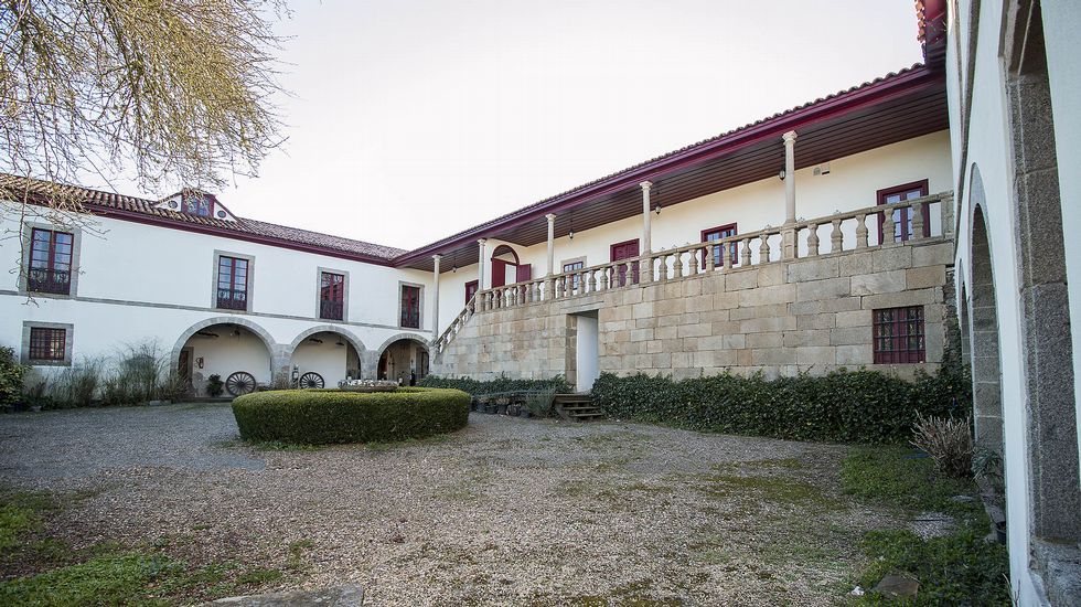 Una vista del patio del pazo