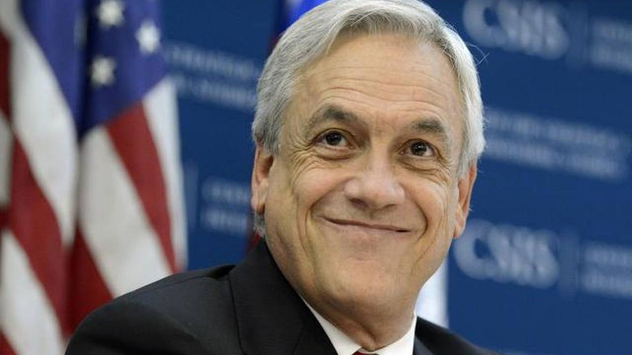 Sebasti�n Pi�era, presidente de Chile.Aeropuerto de Asturias