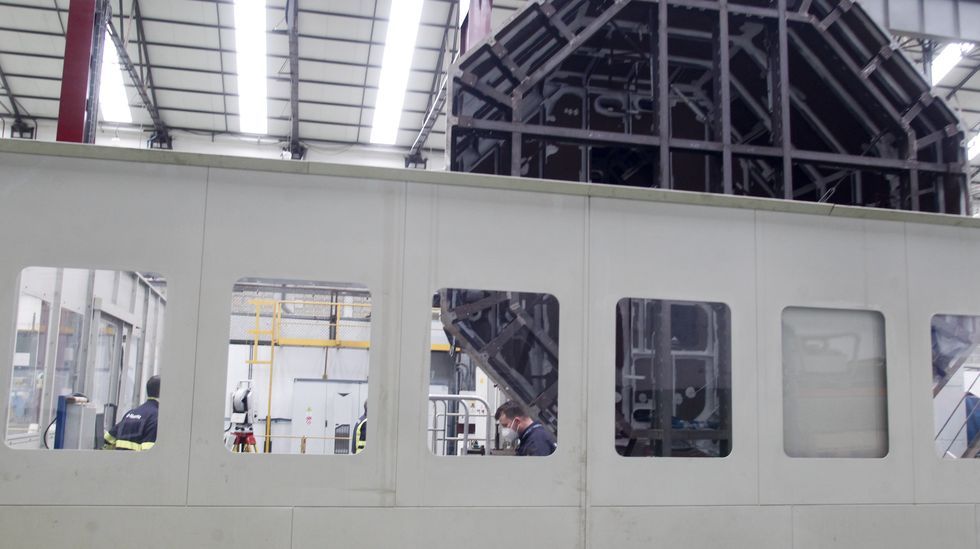 La nueva máquina diseñada por Turbinas para mecanizar bloques de las F-110