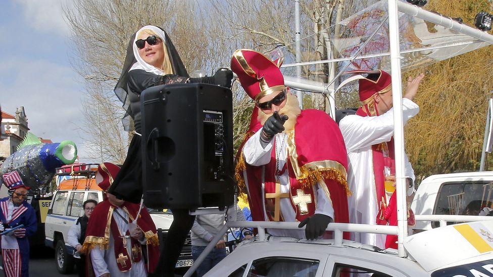 Desfile del Momo de Vilanova de Arousa