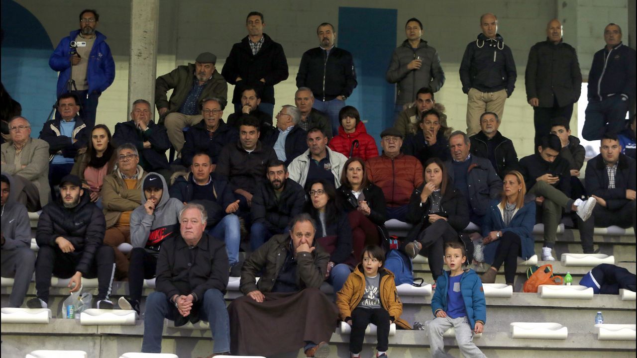 Partido de Tercera División entre el Noia y el Cultural Areas.